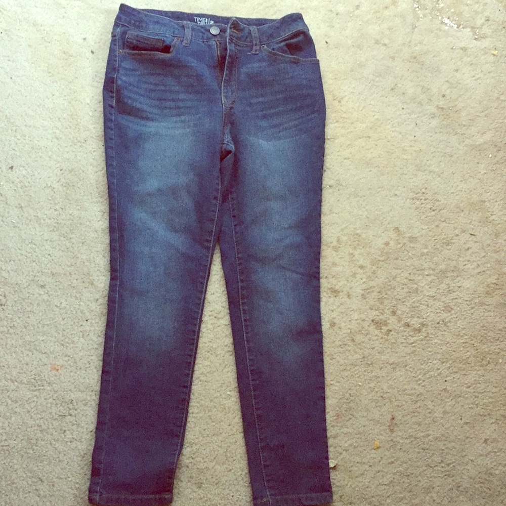 Women’s skinny jeans